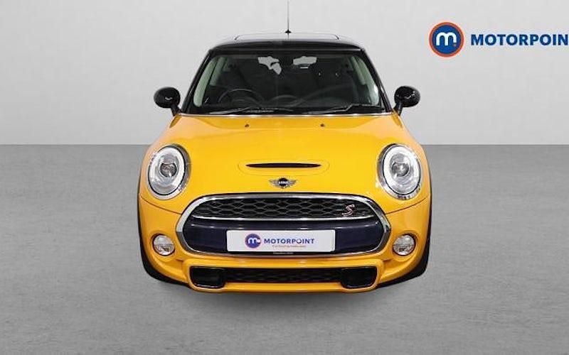 Used Mini Cooper S Hatch 192 HP (141 kW) 2017 Orange Hatchback