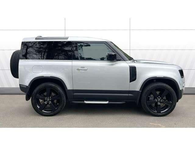 Usado Land Rover Defender SE 300 HP (220 kW) 2022 Prateado SUV
