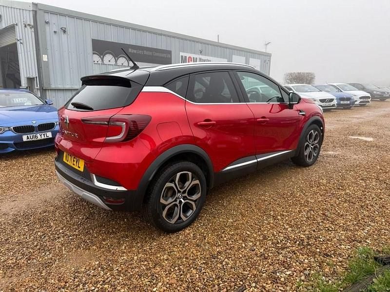 Used Renault Captur Version S 90 HP (66 kW) 2021 Red/black SUV