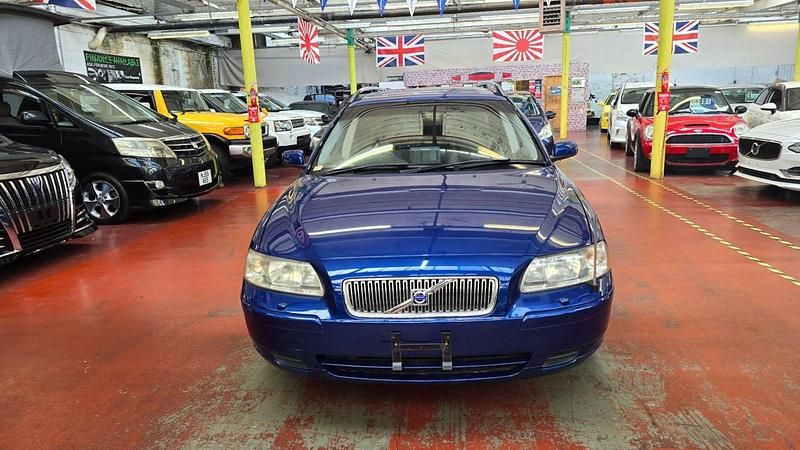 Used Volvo V70 Ocean Race 2025 Blue Estate