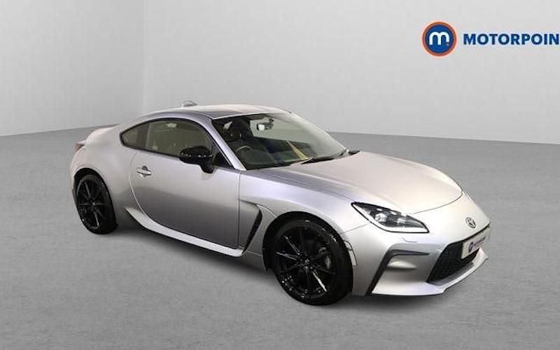 Used Toyota GR86 235 HP (172 kW) 2022 Silver Coupe
