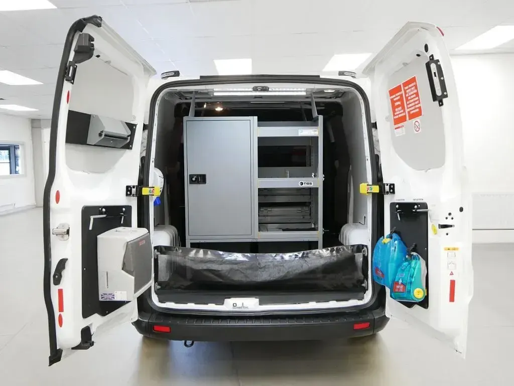 Used Ford Transit Custom 105 HP (77 kW) 2022 White Van