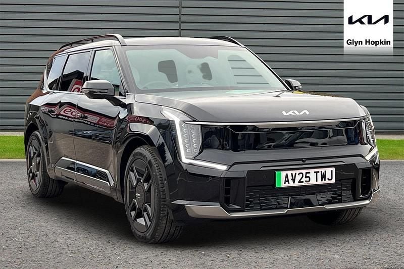 Black Used 2025 Kia EV9 2 SUV | £56,965 (Good price) - Image 1/4