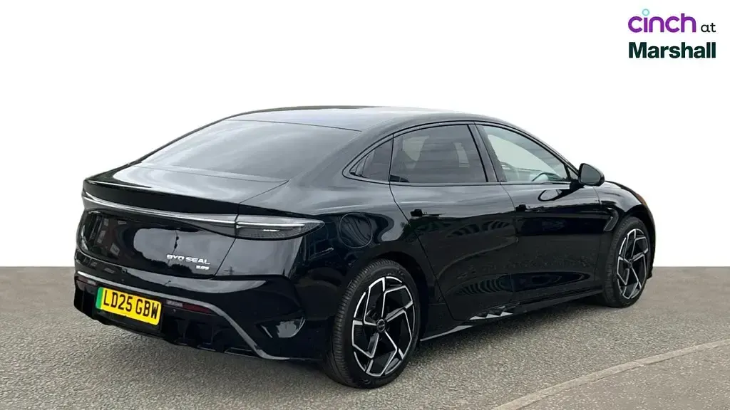 Used BYD Seal 389 kW (530 HP) 2025 Sedan