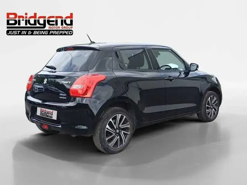 Used Suzuki Swift SZ5 83 HP (61 kW) 2021 Black Hatchback