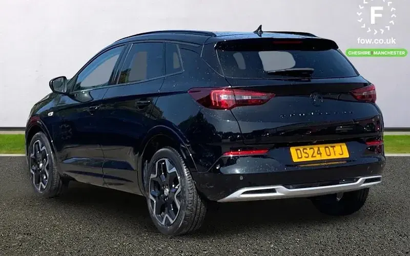 Used Vauxhall Grandland X Ultimate 131 HP (96 kW) 2024 Black SUV