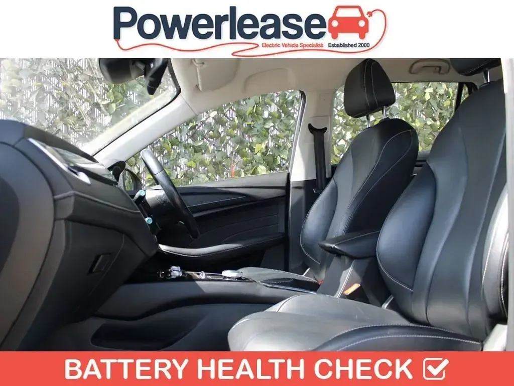 Begagnad MG MG5 EV Exclusive 61 kW (83 HK) 2022 Silver Kombi