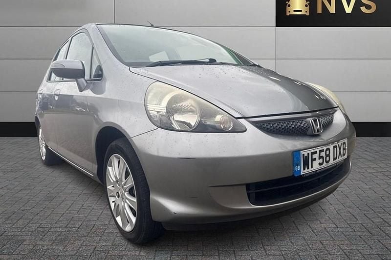 Used Honda Jazz SE 2008 Silver Hatchback