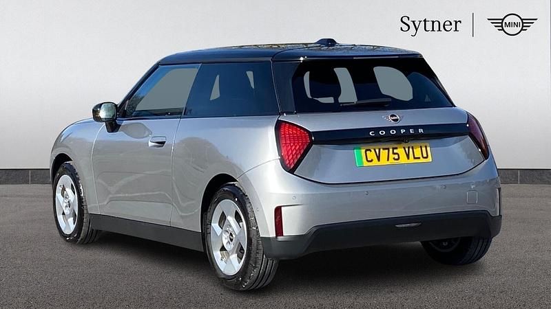 New Mini Cooper Hatch 133 kW (181 HP) 2025 Silver Hatchback