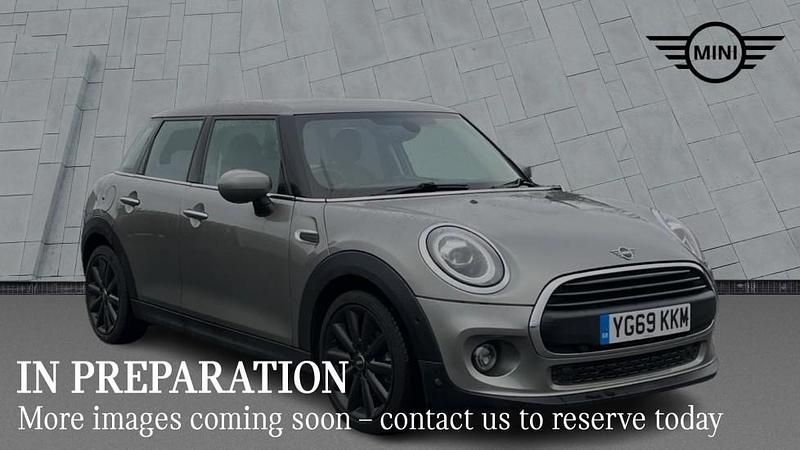 Silver Used 2019 Mini ONE Classic Hatchback | £14,750 (Fair price) - Image 1/4
