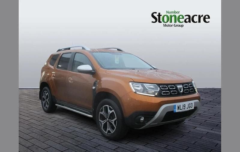 Used Dacia Duster Prestige 115 HP (84 kW) 2019 Orange SUV