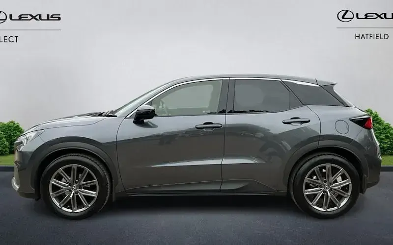 Used Lexus LBX 136 HP (100 kW) 2026 SUV