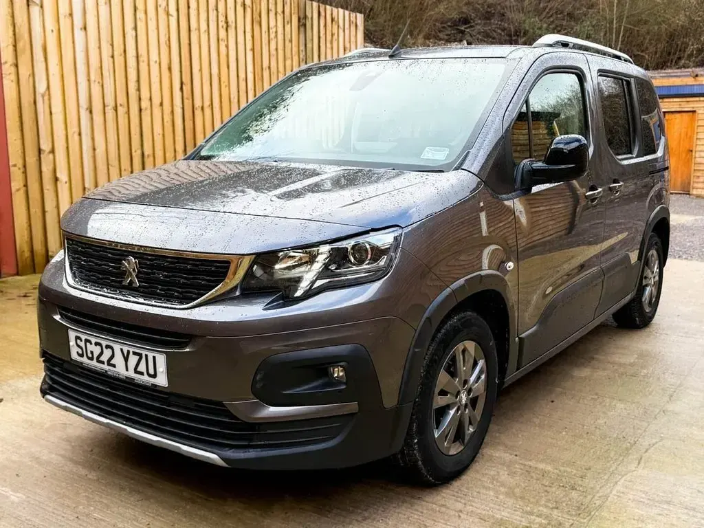 Used Peugeot Rifter Allure 2022 Grey MPV