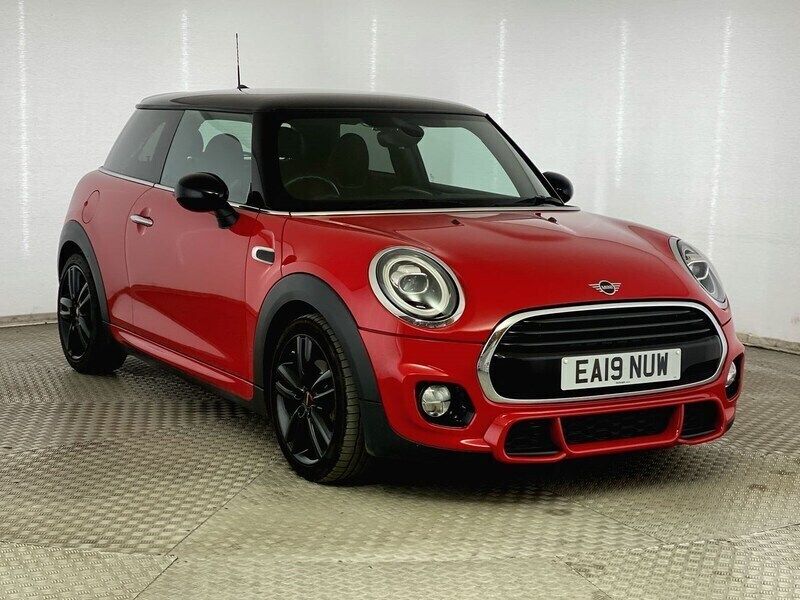 Red Used 2019 Mini Cooper Hatch Hatchback | £14,690 (Fair price) - Image 1/4