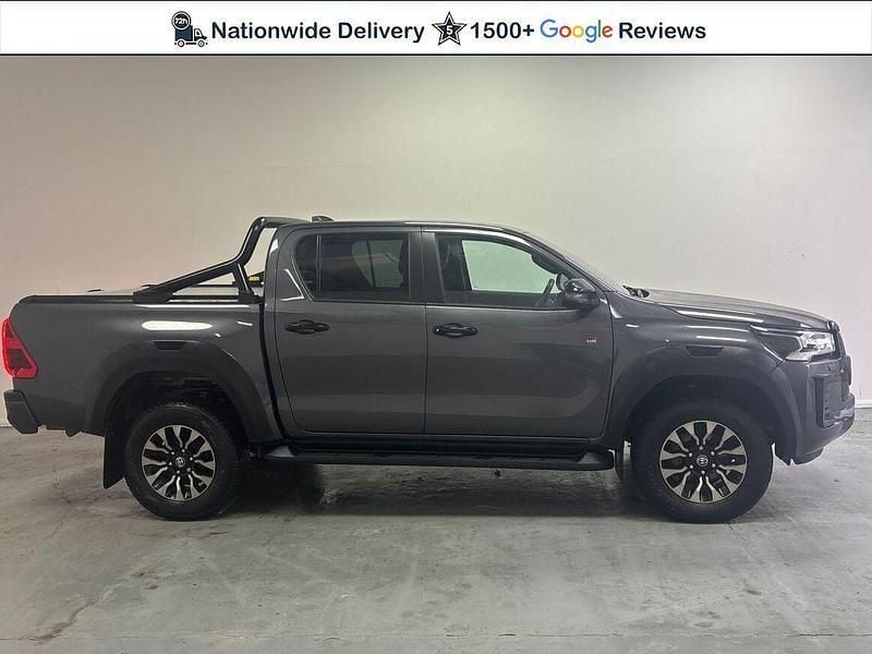 Used Toyota HiLux Sport 204 HP (150 kW) 2023 Grey Pickup