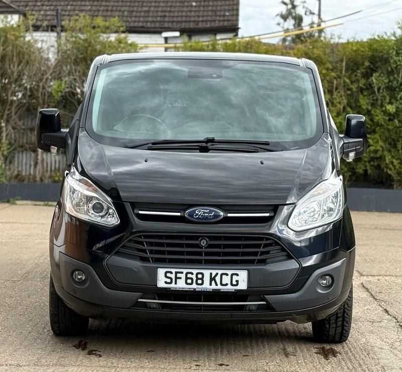 Used Ford Tourneo Custom Titanium 2018 Black Van