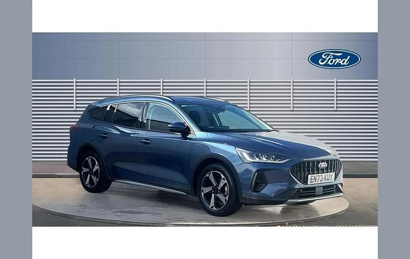 Used Ford Focus Active 155 HP (114 kW) 2023 Blue Estate