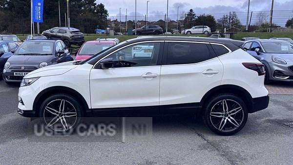 Used Nissan Qashqai Acenta Premium 2020 White SUV