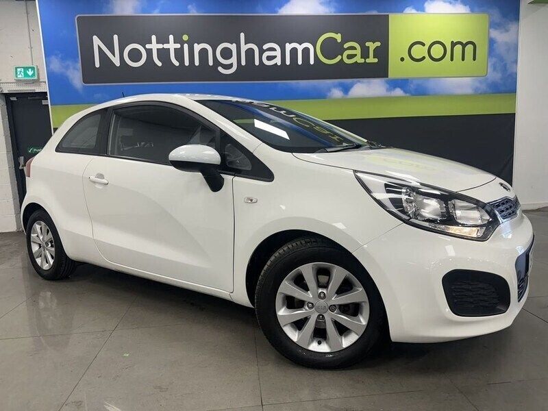 White Used 2014 Kia Rio 2 Hatchback | £6,695 (A bit pricey) - Image 1/4