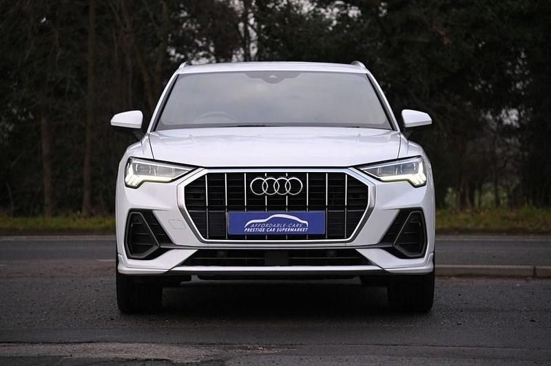 Used Audi Q3 S-Line 150 HP (110 kW) 2019 White SUV