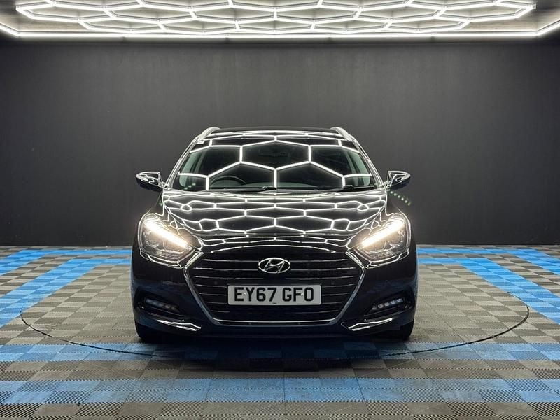 Used Hyundai i40 SE 2017 Black Estate