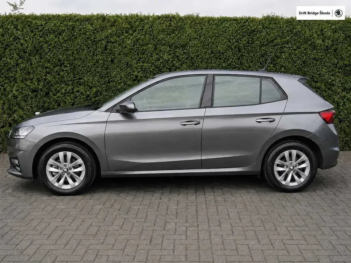 Used Skoda Fabia SE 85 HP (62 kW) 2025 Graphite grey metallic Hatchback