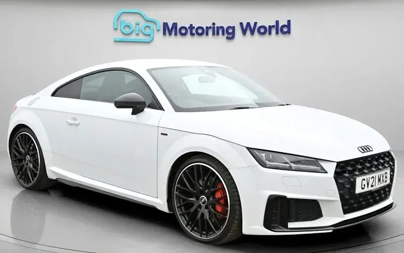 Usado Audi TT Black Edition 245 HP (180 kW) 2021 Coupé