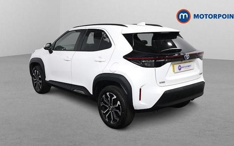 Used Toyota Yaris Hybrid Design 116 HP (85 kW) 2026 Estate