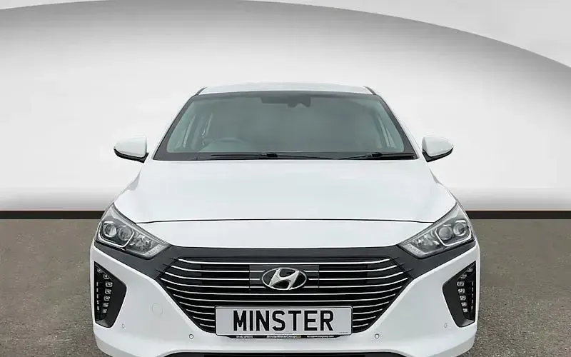 Usado Hyundai Ioniq Premium SE 141 CV (103 kW) 2019 Utilitario
