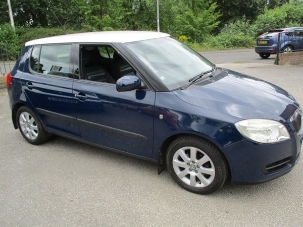 Blue Used 2009 Skoda Fabia Hatchback | £3,995 - Image 1/1