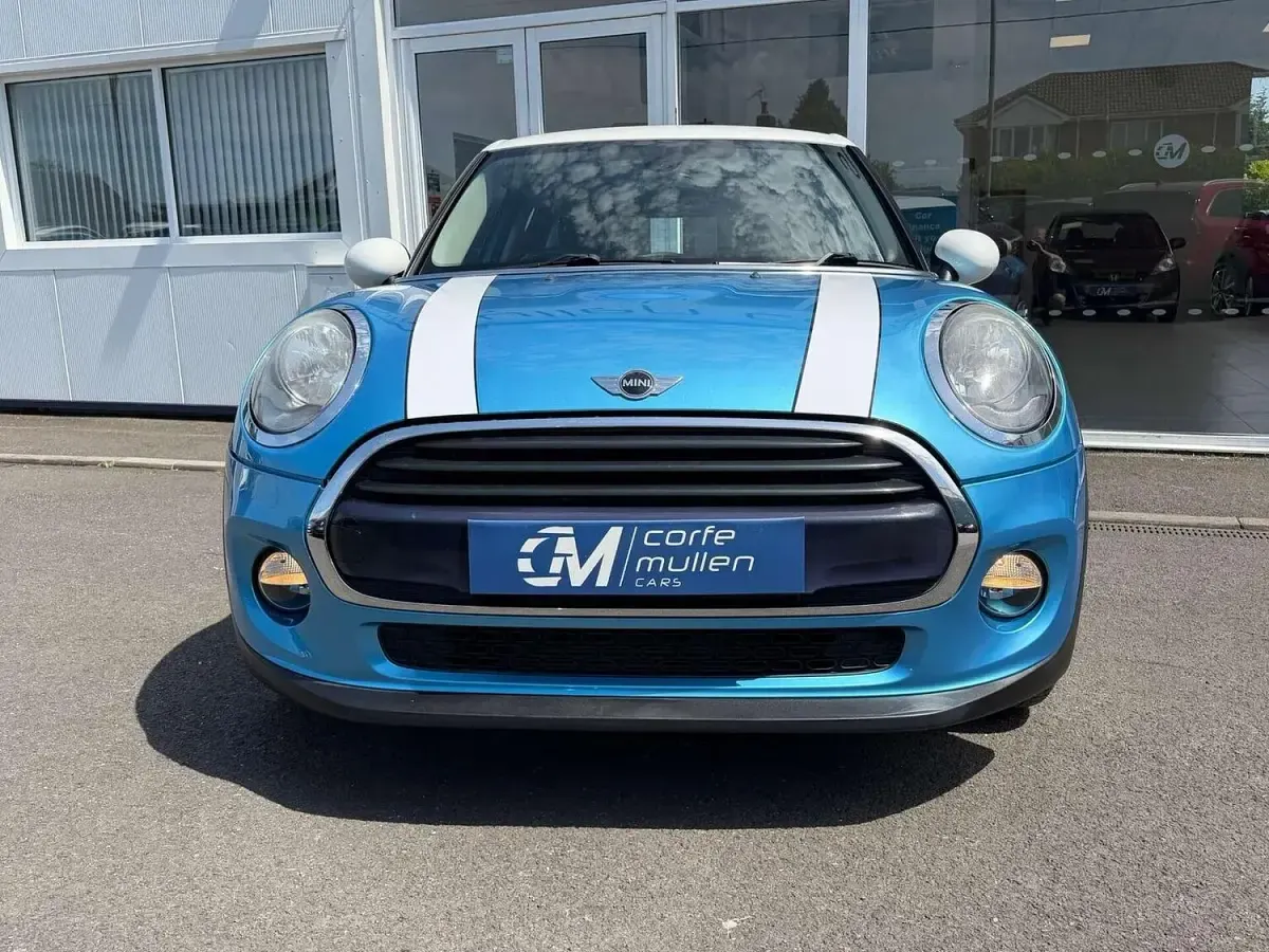 Used Mini Cooper Hatch 136 HP (100 kW) 2016 Blue Hatchback