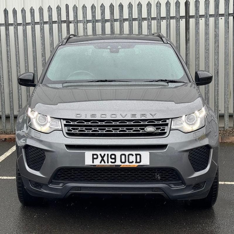 Used Land Rover Discovery Sport HSE 180 HP (132 kW) 2019 Grey SUV