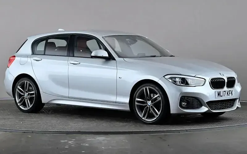 Begagnad BMW 120 M Sport 190 HK (139 kW) 2017 Halvkombi