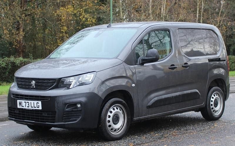 Grey Used 2023 Peugeot Partner Premium MPV | £17,850 (Fair price) - Image 1/3