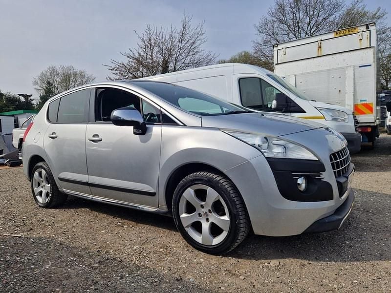 Used Peugeot 3008 112 HP (82 kW) 2012 Silver Estate