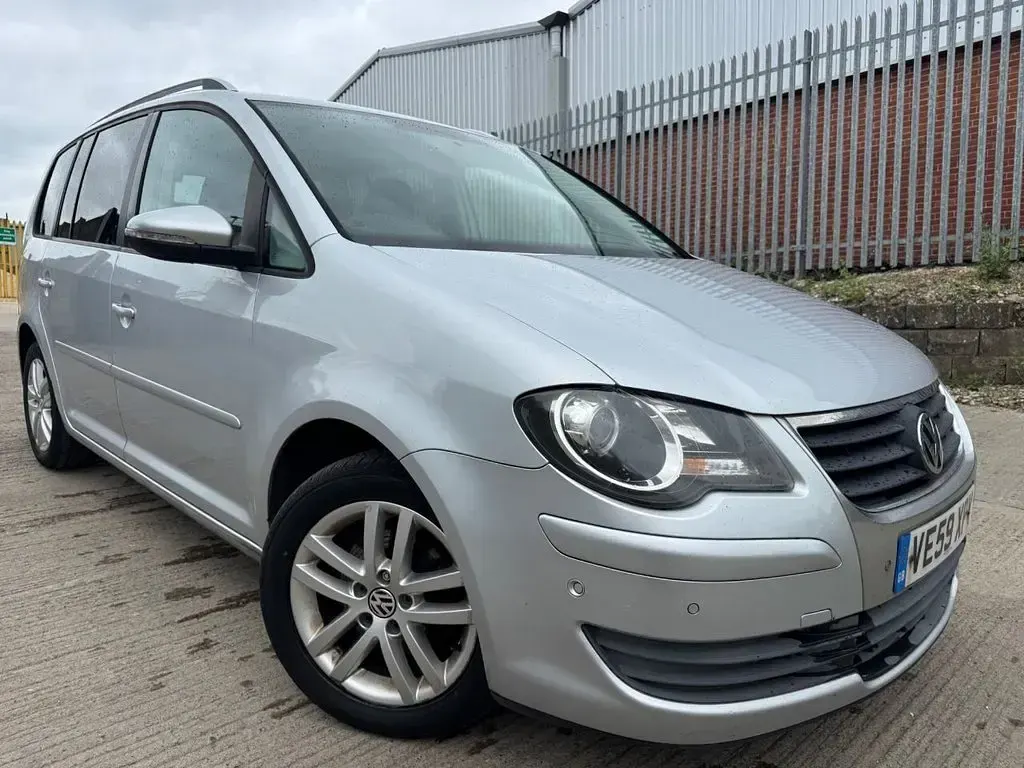 Used VW Touran Match 2010 Silver MPV