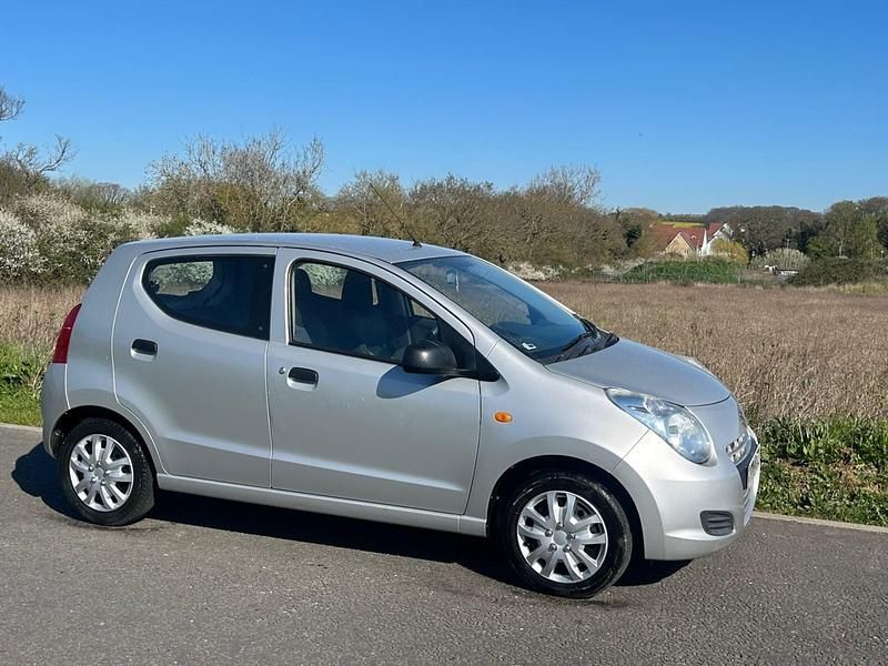 Used Suzuki Alto SZ5 68 HP (50 kW) 2014 Silver Hatchback