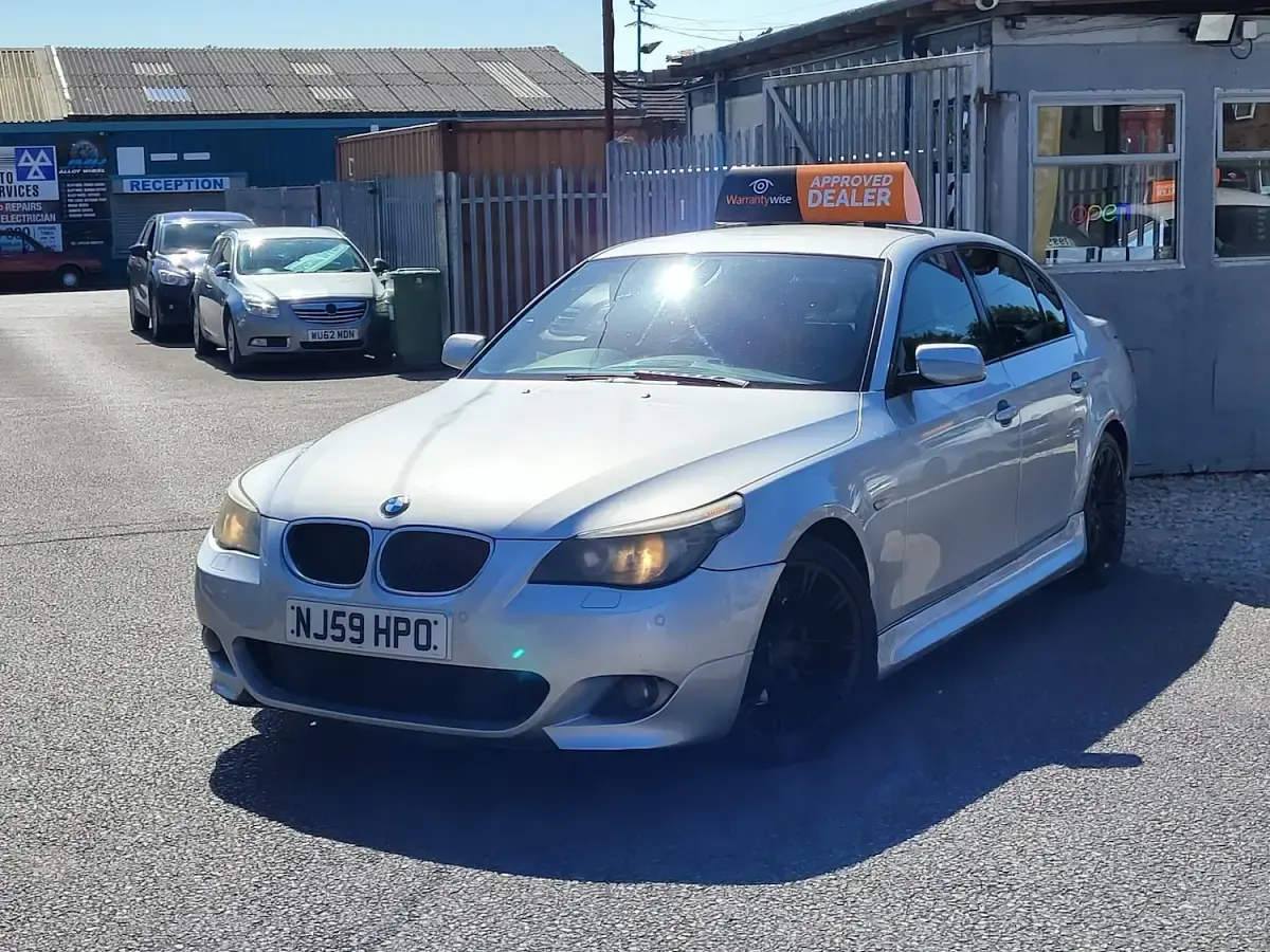 Used BMW 520 M Sport 177 HP (130 kW) 2009 Silver Sedan