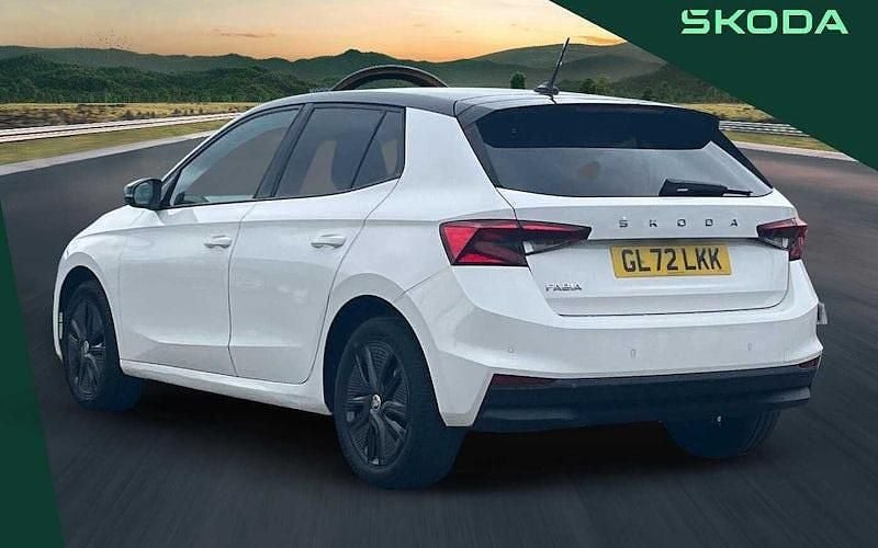 Used Skoda Fabia Colour Edition 110 HP (80 kW) 2023 Candy white Hatchback