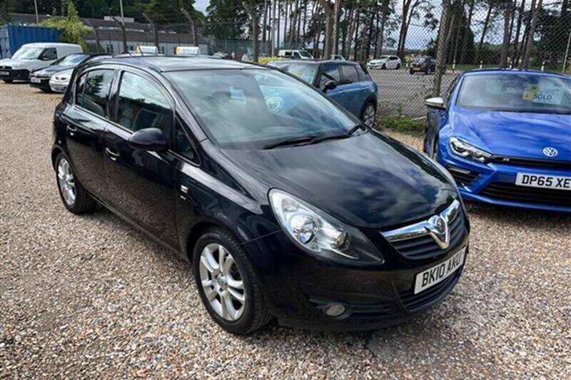 Vauxhall Corsa 1.2 i 16v Exclusiv 3dr (2010)