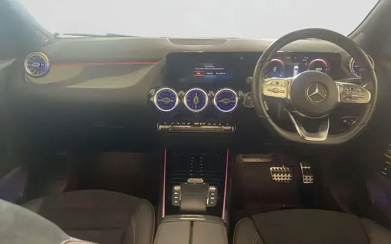 Used Mercedes E250 Executive 218 HP (160 kW) 2022 Hatchback