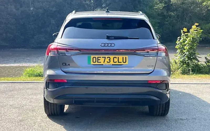 Usado Audi Q4 e-tron Black Edition 219 kW (299 CV) 2023 SUV