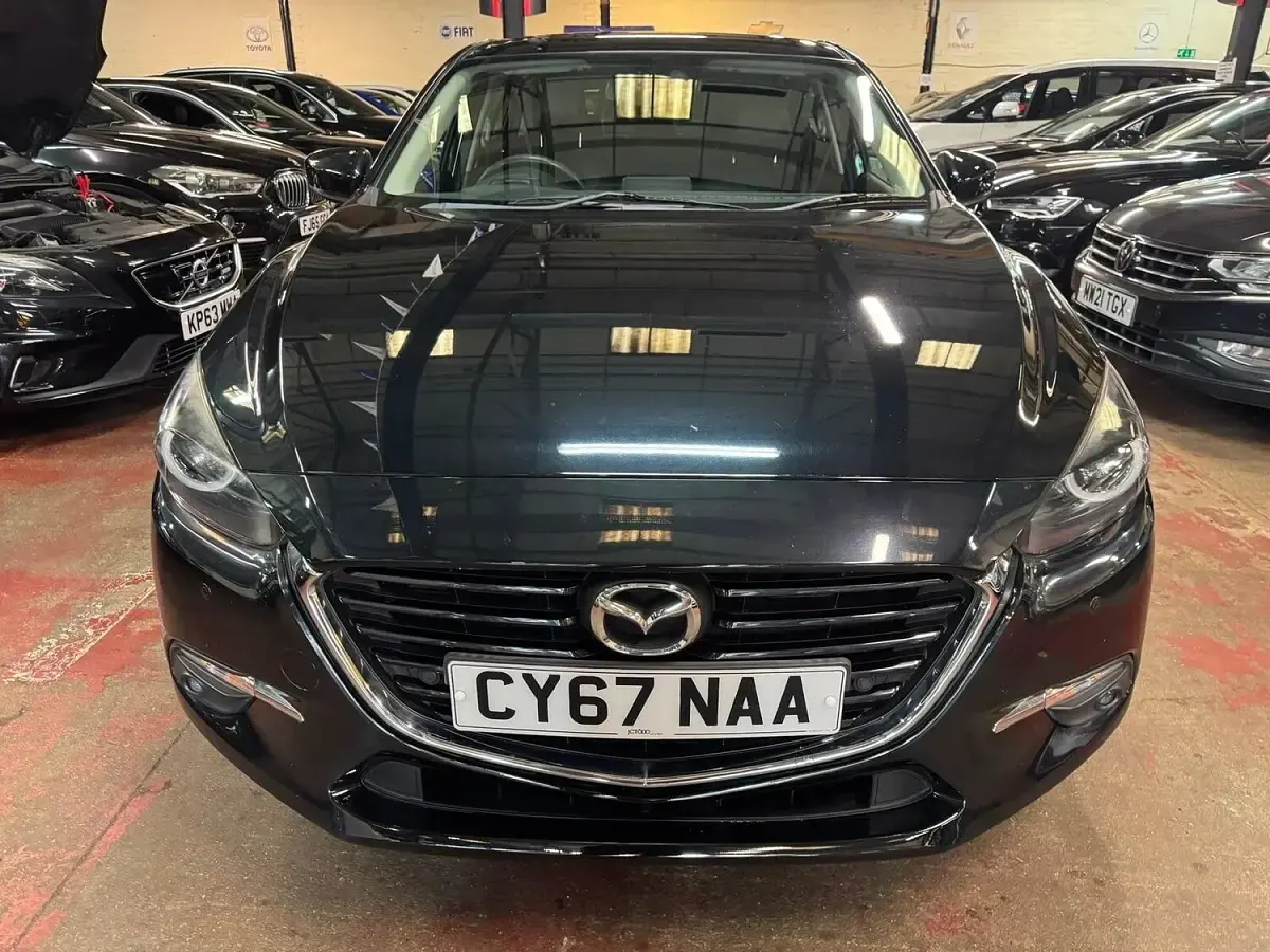 Used Mazda 3 Inclusive 162 HP (119 kW) 2018 Black Hatchback