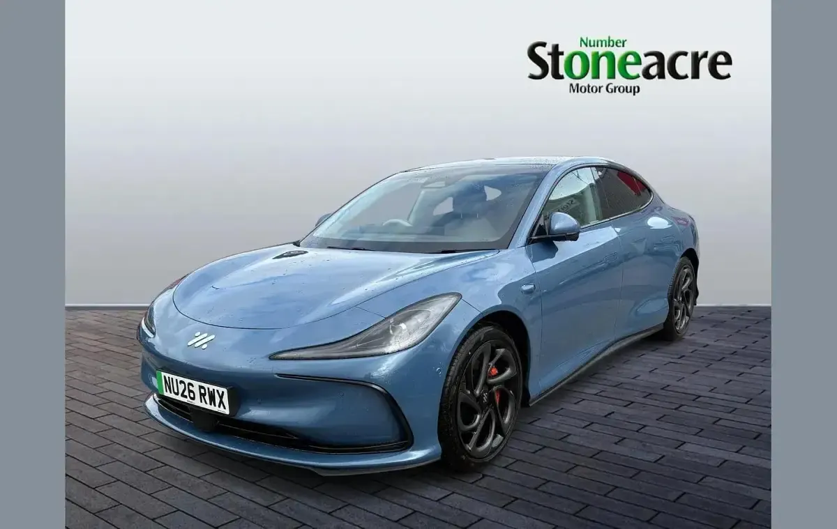 New MG IM5 Performance 553 kW (752 HP) 2026 Blue Hatchback