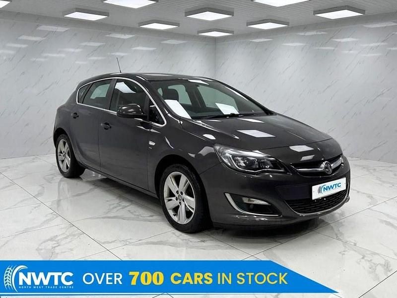 Grey Used 2013 Vauxhall Astra SRi Hatchback | £1,595 (Good price) - Image 1/4