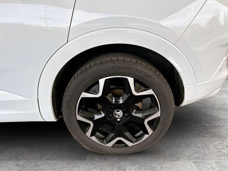 Used Vauxhall Grandland X Elite 130 HP (95 kW) 2022 White SUV