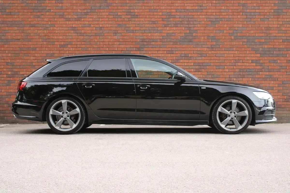 Used Audi A6 Black Edition 190 HP (139 kW) 2015 Black Estate