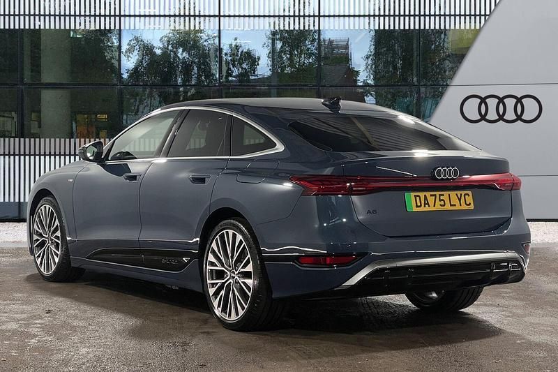 Nowe Audi A6 e-tron S-Line 210 kW (286 KM) 2025 Niebieski Kombi