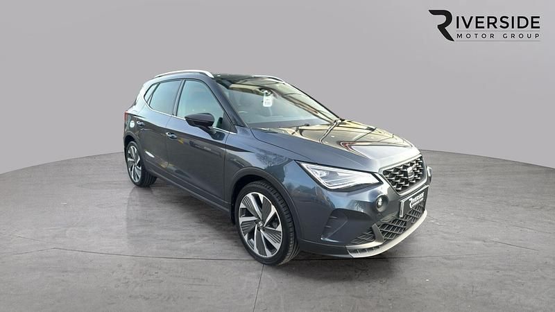 Used Seat Arona FR Sport 150 HP (110 kW) 2024 Grey SUV