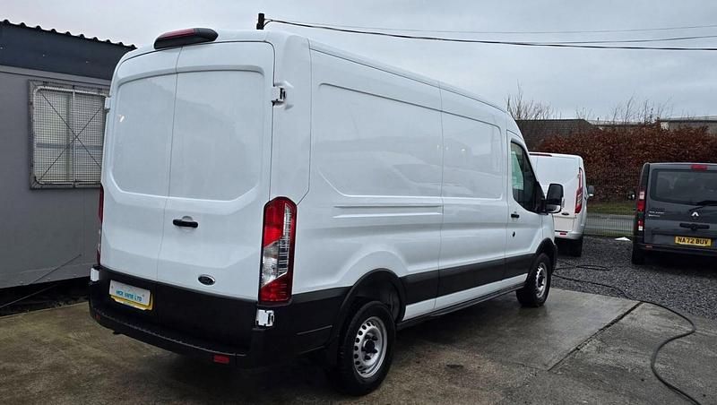 Used Ford Transit 130 HP (95 kW) 2021 White Van